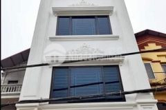 Nhà mới phố tu hoàng, nội thất xịn, 31m2 x 4 tầng rộng rãi, sổ đỏ, 2.3 tỷ. lh0948714258