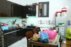 Hồng tiến 2.x tỷ có nhà 38m 4t, ngõ thông ra hồ