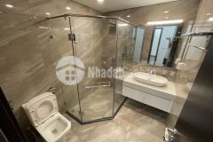 Chính chủ cho thuê 3 ngủ, 2vs, full đồ, 132m2, giá 13 trth golden land.