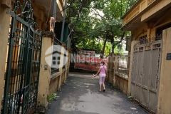 Bán nhà hoàng quốc việt, ô tô đỗ tận cửa, kinh doanh.