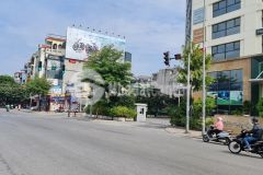 Nhà đẹp hiếm kinh doanh tốt mặt phố nguyễn văn cừ long biên dt 62m2. gía 20 tỷ