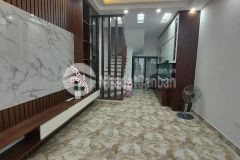 Bán nhà tân mai mới tinh 5m ra phố ngõ thông kinh doanh nhỏ 33mx 5t 4.08 tỷ.