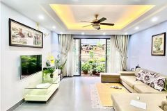 Bán nhà 4 tỷ hai bà trưng ô tô đỗ ngõ thông gần phố mặt tiền rộng 40m2 x 5t 0971030193