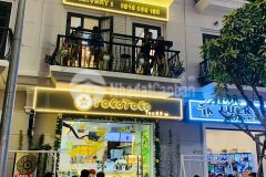 Mặt phố đào tấn ba đình, 105m2, doanh thu 5000tháng