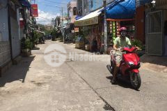 Nhà mt xung nội bộ đường số 4 chỉ 4.5 tỷ