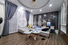 Bán nhà nguyễn trãi sát phố ba gác đỗ cổng gửi ô tô tặng nội thất gần 4 tỷ.