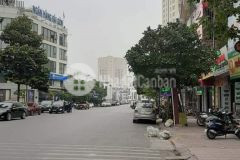 Bán liền kề làng việt kiều châu âu vị trí đẹp, 63m2, 5 tầng, mt5m, ô tô, kinh doanh