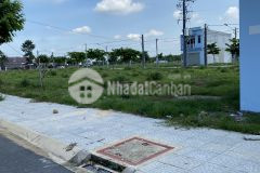 Ngợp lãi ngân hàng, cần bán lô đất ngay trung tâm hành chánh bến cát