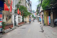 Nhà rất đẹp mặt ngõ rộng kinh doanh gara ôtô giá nhỉnh 6 tỷ bồ đề long biên.