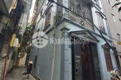 Bán nhà 4 tầng ngõ dương quảng hàm gần chợ, trường học các cấp, thuận tiện sinh hoạt