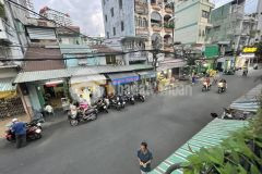 Măt tiên kinh doanh tuê tinh q11 gia sôc chi co 3 ty 4.