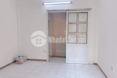 Chủ cần bán gấp nhà đê la thành, đống đa 35m, 4t, mt 4m, 3.15 tỷ.