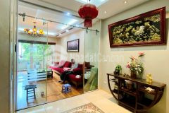 Bán nhà phố trần thái tông cầu giấy hà nội lô góc 3 thoáng, mt 26m giá 23 tỷ.