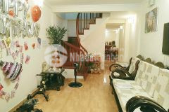 Bán nhà ba đình, 47m2, 2 mặt ngõ, 4 chỗ lùi vào cửa, chỉ 4.6 tỷ