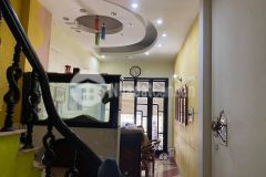 Ôtô vào nhà gần chợ kinh doanh 54m 5t 4xtỷ nguyễn văn linh long biên ở ngay