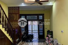 Bán nhà phố đại cổ việt, dt 20m, 5 tầng, mt 4.6 m, giá 2.55 tỷ.