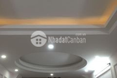 Cần tiền bán gấp nhà ở khu vực hoàng mai 30m, mt 3.3, giá 3.25 tỷ, gần trung tâm, oto gần.