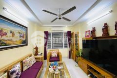 Nhà mặt phố đê tô hoàng, oto chánh, kd sầm uất chỉ nhỉnh 6 tỷ