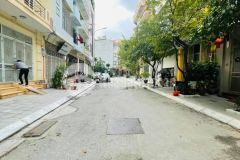 Bán gấp nhà hoáng hoa thám,logoc, oto, thang máy.dt60m2, 6t, mt 4.5m. giá 9.5 tỷ.