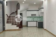 Bán nhà bằng liệt.nhà mới,thiết kế hiện đại,dt40m2,mt4.5m,5tầng.3.68 tỷ