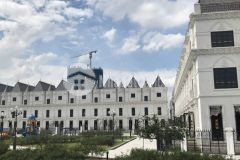 Lâu đài phố theo phong cách kiến trúc cổ điển sang trọng, quyền quý