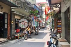 Bán nhà khương trung, 45m2, 4 tầng, 2 thoáng, ô tô kinh doanh, ô tô vào nhà.