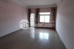 Bán nhà phân lô kinh doanh ô tô, 184 hoa bằng yên hòa