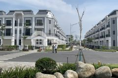 Tôi cần bán lại căn nhà phố tại solar city bến lức