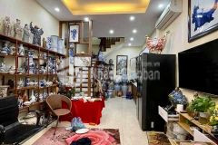 Bán nhà kim giang sổ đỏ vuông đẹp 35m2, 5t vị trí nhà đắc địa xây kcbt chắc chắn