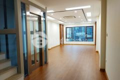 Bán nhà láng hạ, đống đa, ở kinh doanh văn phòng, dt 50m2 x mt 4.5m, 16.6 tỷ