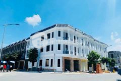 Nhà phố thanh lí tại dĩ an 1 trệt 2 lầu với chỉ 2tyxxx