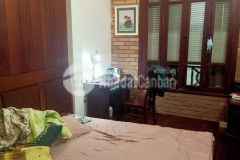 Chính chủ cần bán nhà kđt mới định công dt 80m24t giá 11.4 tỷ.