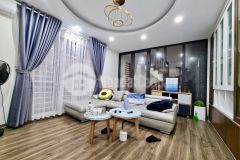 Nhỉnh 3 tỷ có nhà tây sơn, đống đa 38mx5txmt4.5m, ngõ nông, nhà đẹp ở ngay, cách ô tô 20m