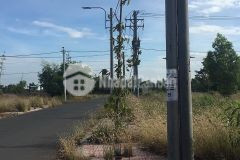 Bán nhanh đất thổ ngay chợ cần đước đường xe otô giá 8trm2