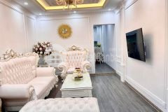 Bán nhà đầu ngõ 106 nguyễn sơn 50m2 4 tầng 5m ra phố ô tô đỗ cửa giá 4.85 tỷ