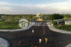 Mở bán 20 suất đất nền nội bộ nằm đối diện sân golf west lakes.