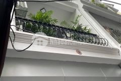 Vị trí đẹp 3 bước ra mặt phố kinh doanh sầm uất. nhà do chủ tịch xây với tâm huyến để ở và nội thất