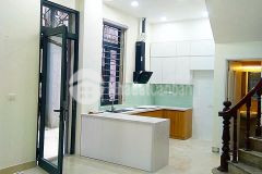 Lô góc bán nhà cực đẹp trường chinh, dt 21m2x3t, mt 3.2m, giá 3tỷ5,mặt phố kd sầm uất.