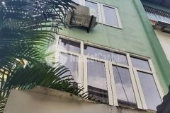 Bán nhà ngõ 118 đào tấn, 5t tiện ích,hướng đ, giá 4,5 tỷ.