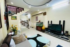 Chỉ 5 tỷ bán gấp nhà láng đống đa 47m2, 4 tầng đẹp ở ngaylh0984285667.