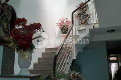 Chính chủ bán gấp nhà đường xe tải 2 tầng ngay trung tâm cmt8 p12 q10