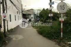 Cần bán nền 100m2. gần đường trần hoàng na. dân cư đông đúc an ninh