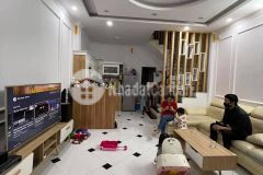 Bán nhà xuân la 35m2 nhỉnh 3 tỷ nhà đẹp ở ngay 10m ra đường ô tô