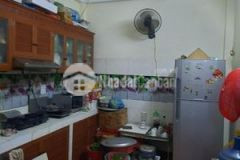 Rẻ quá long biên nhà mặt phố lô góc ngõ oto qua kinh doanh giá 2.3 tỷ.