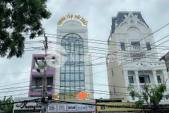 Vì tình hình dịch bệnh giảm mạnh căn nhà mt cao cấp nguyễn văn quá