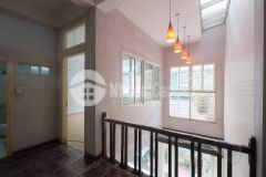 Nhà ô tô vào nhà, vỉa hè ô tô tránh. đang van ngu, đong đa65m2 x 4t, mt6.8m 10.8 tỷ