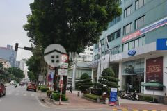 Bán nhà mặt phố láng hạ, đống đa, dt 77m2 x mt 4m, kinh doanh sầm uất, giá 25 tỷ