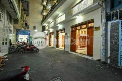 Chính chủ bán gấp nhà xô viết nghệ tĩnh hẻm xe hơi, sổ hồng riêng, 1 trệt 1 lầu 2 pn.