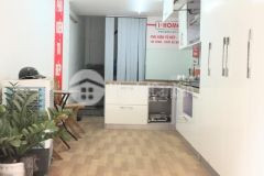 Bán nhà mặt phố hè rộng đang cho thuê 16 triệu tháng, dt 30m2, mt 3.5m, gía 3 tỷ 35. liên hệ 0963685933.