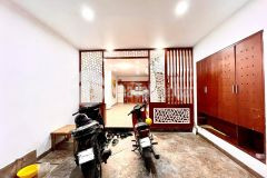 Bán nhà quốc tử giám, 51m2 x 6 tầng, mt 5m, mới, đẹp không tỳ vết, chỉ 5.9 tỷ. 0703451750